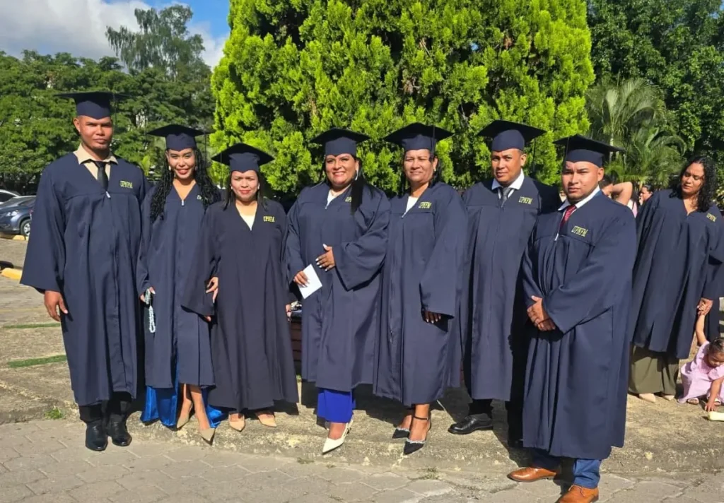 UPNFM gradúa a nuevos profesionales en La Mosquitia