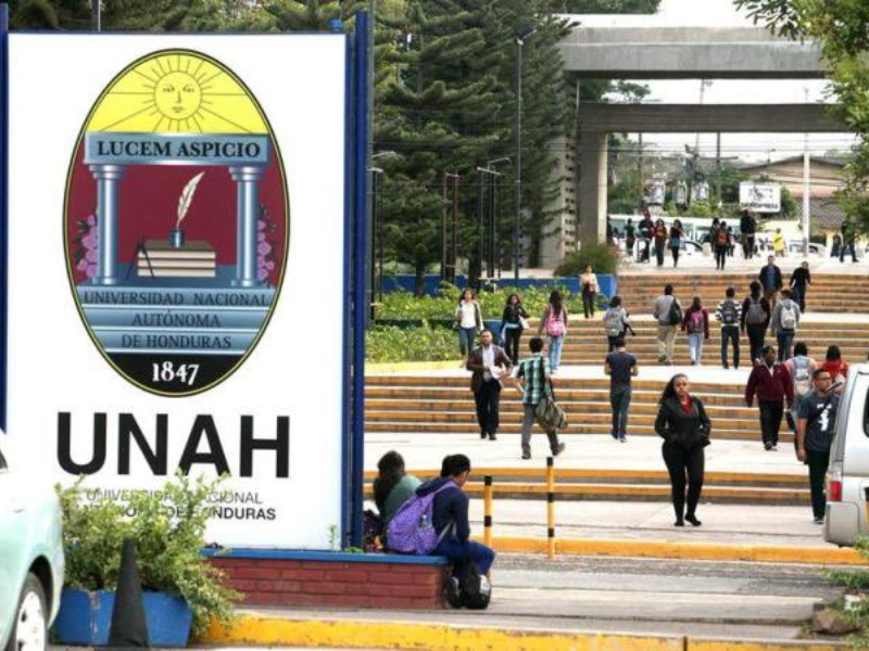 UNAH alerta por tutorías falsas en sus campus